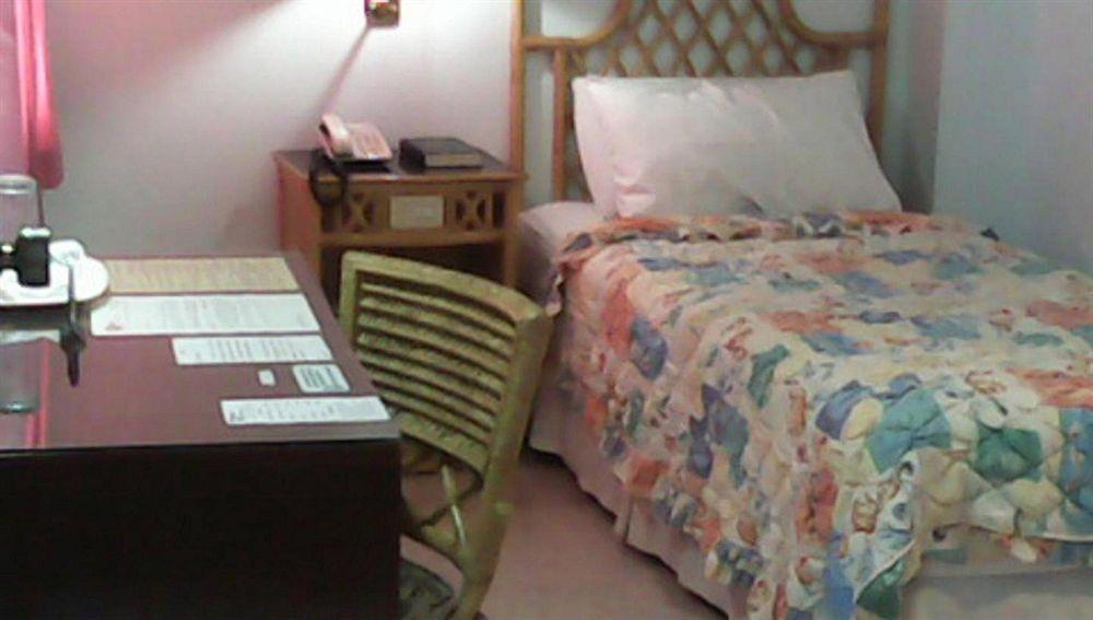 Oyo 414 Humberto'S Hotel Davao City Eksteriør bilde