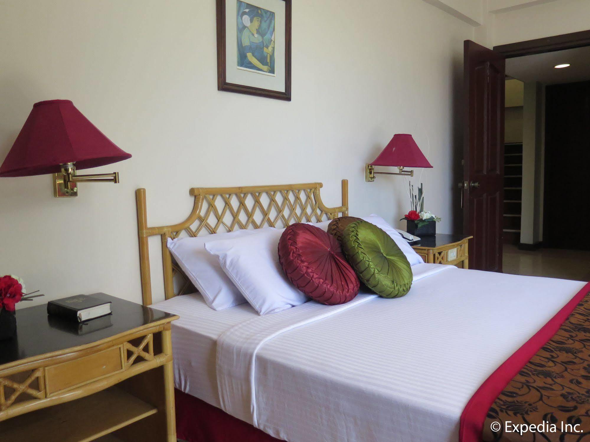 Oyo 414 Humberto'S Hotel Davao City Eksteriør bilde