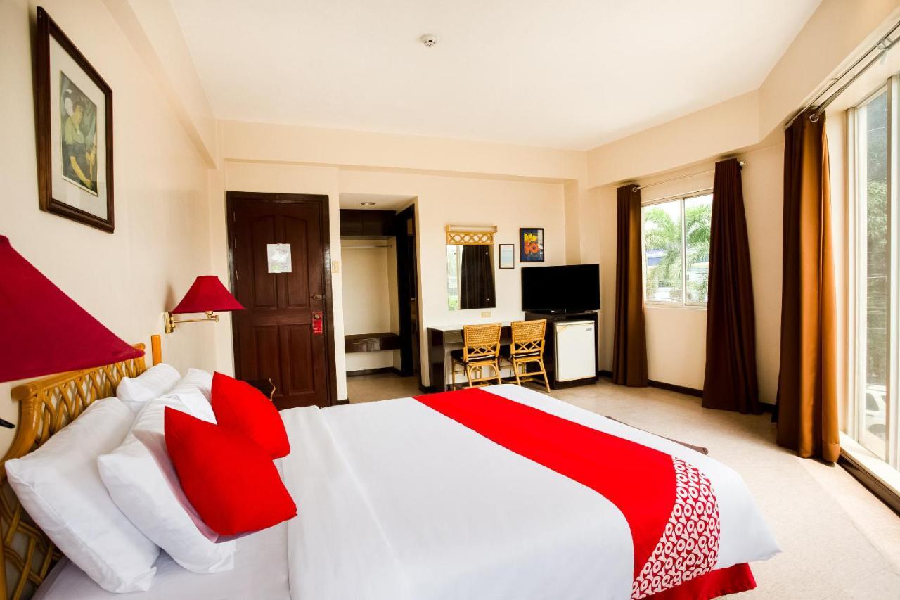 Oyo 414 Humberto'S Hotel Davao City Eksteriør bilde